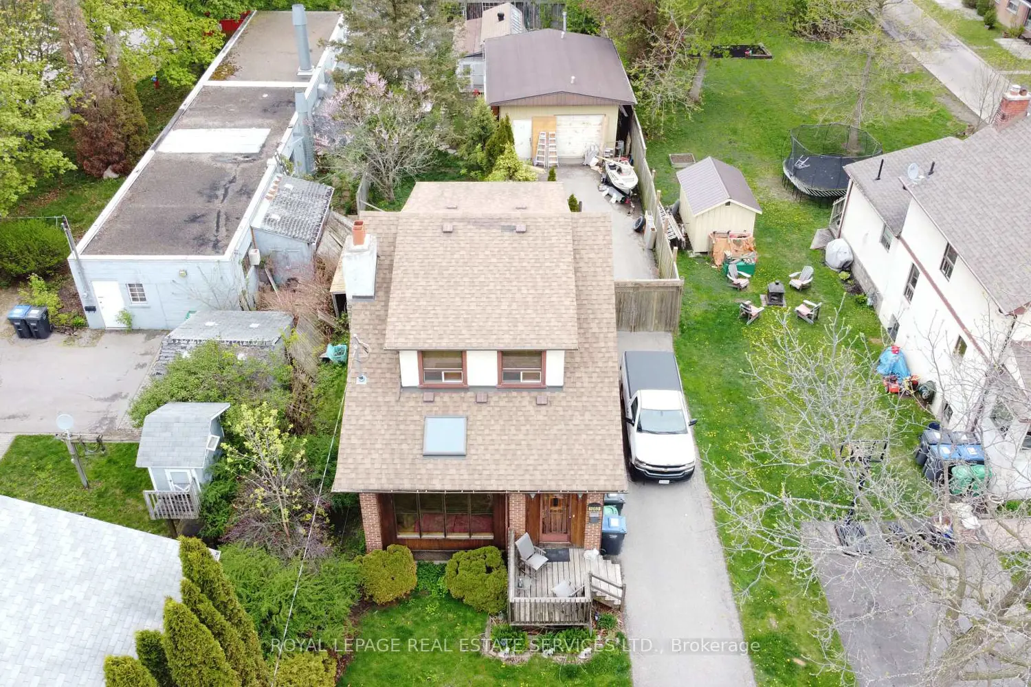 Additional image 4 of 1083 Seneca Avenue