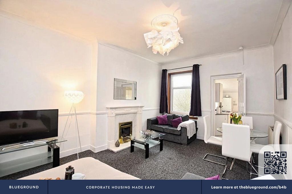 1 bed flat to rentWhifflet ML5 photo 5