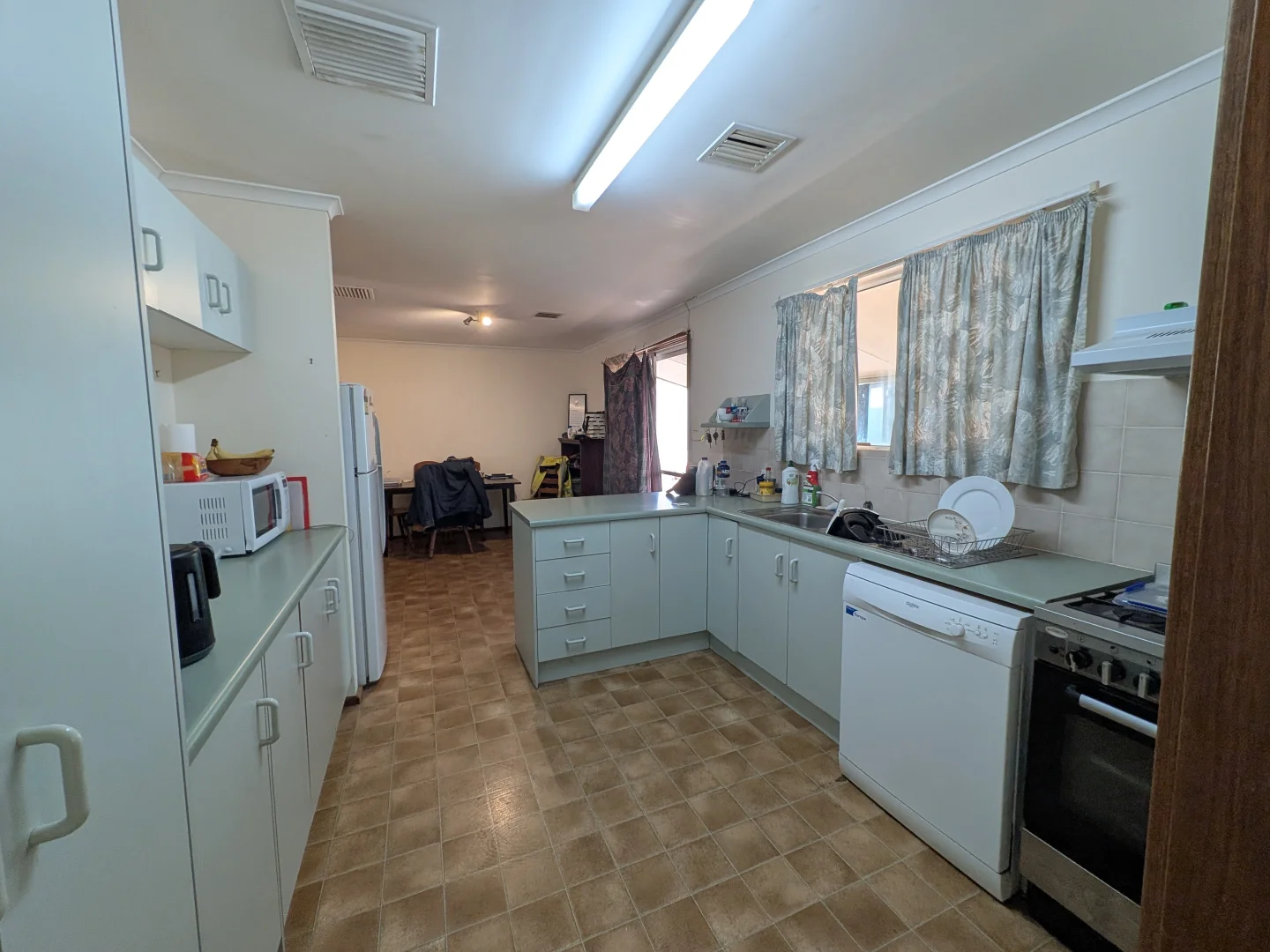 Additional image 10 of 28 Irrapatana Rd, Roxby Downs SA 5725