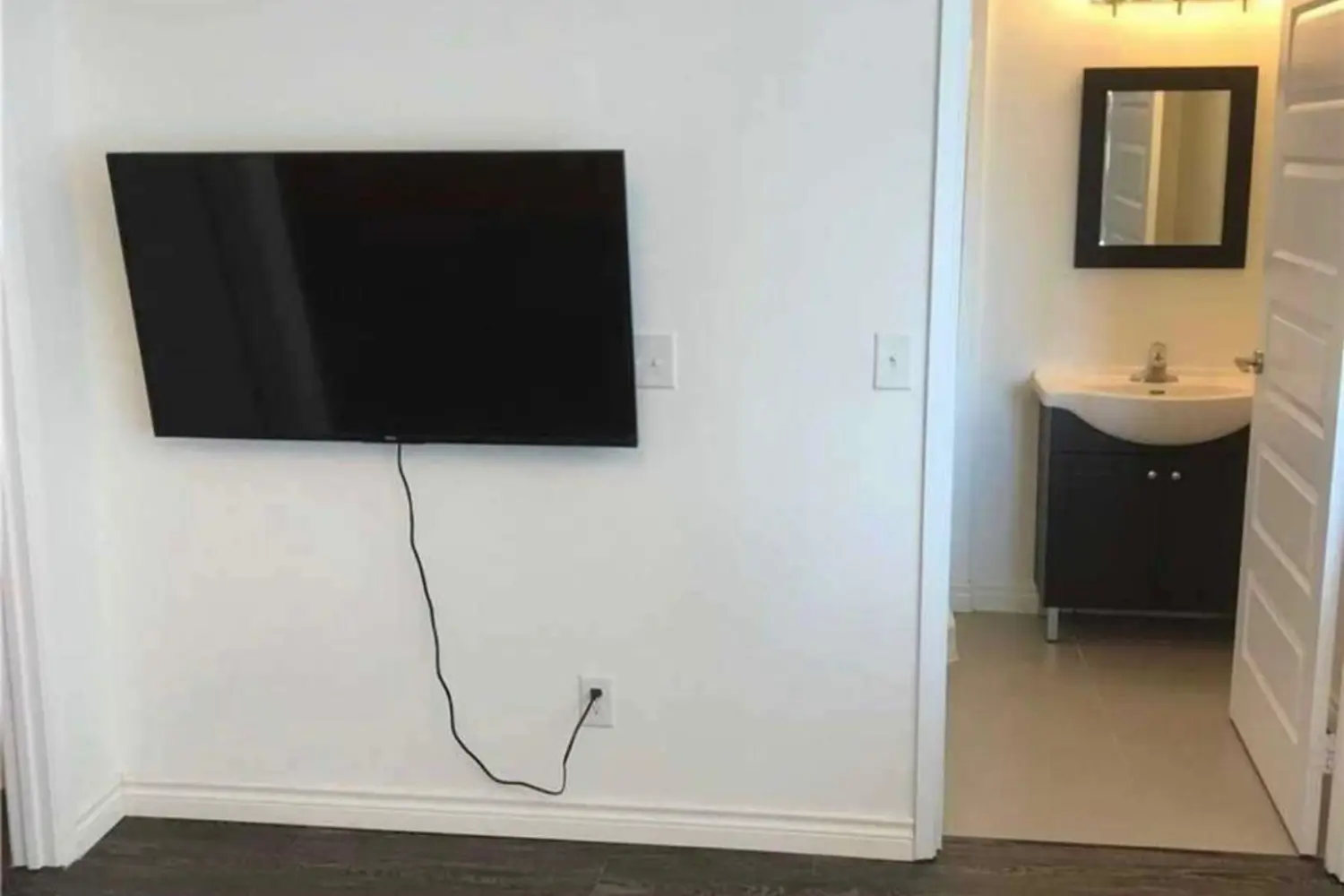 Additional image 13 of 158 King Street 307