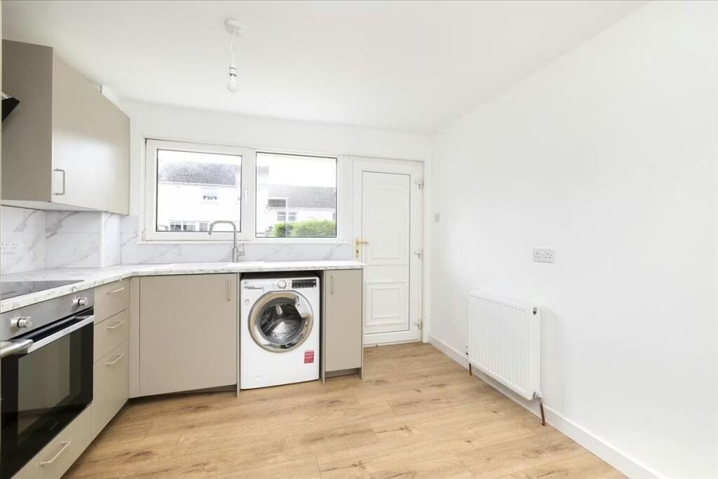 Additional image 5 of 4 bed terraced house to rentCampwood View, Dalkeith EH22