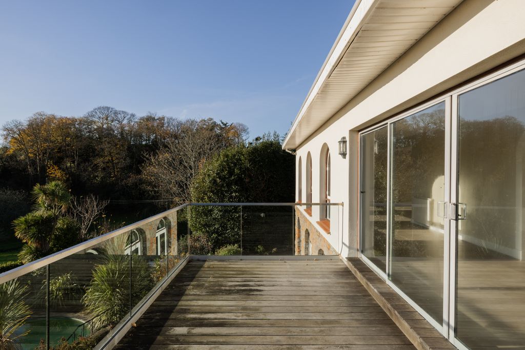 Additional image 20 of 5 bed detached house to rentLe Petit Catillon, Grouville, Jersey JE3