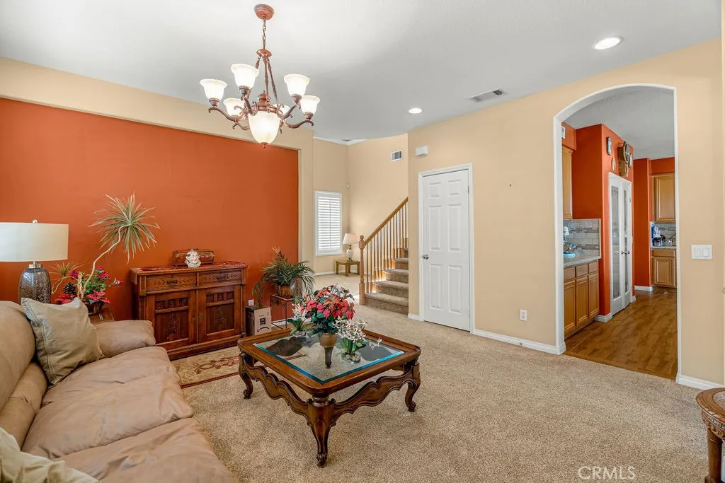 3201 Club Rancho Dr, Palmdale, CA 93551