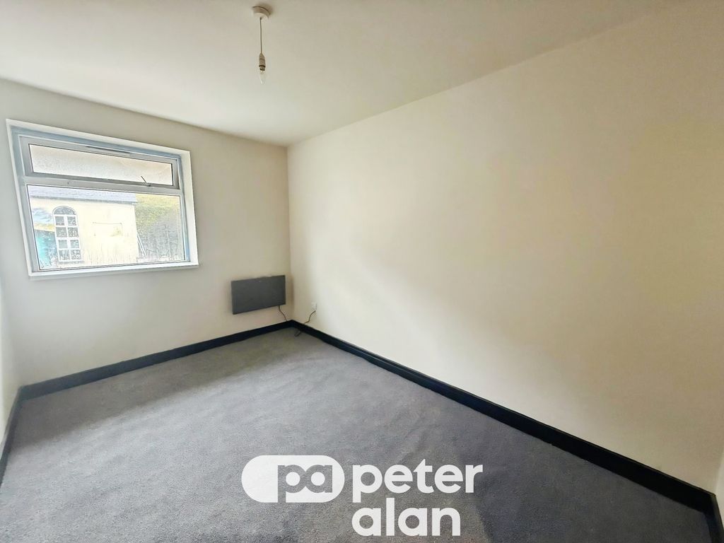 Additional image 4 of 2 bed flat to rentYnyshir Road, Porth CF39