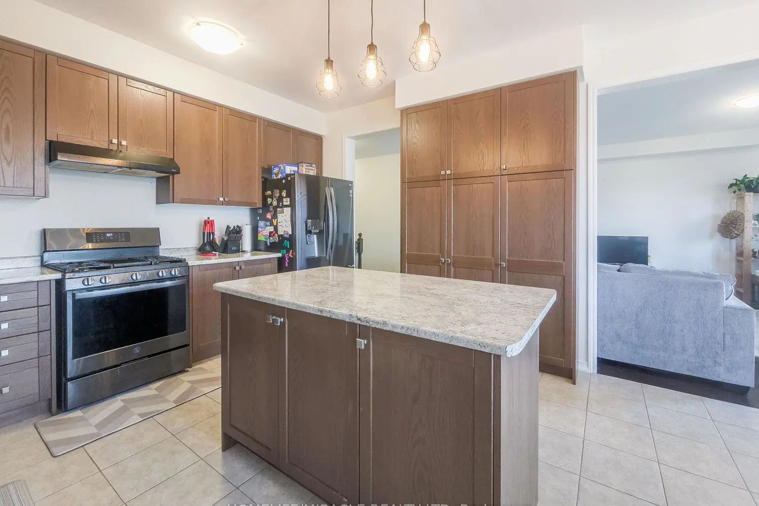 Additional image 6 of 48 Esther Crescent