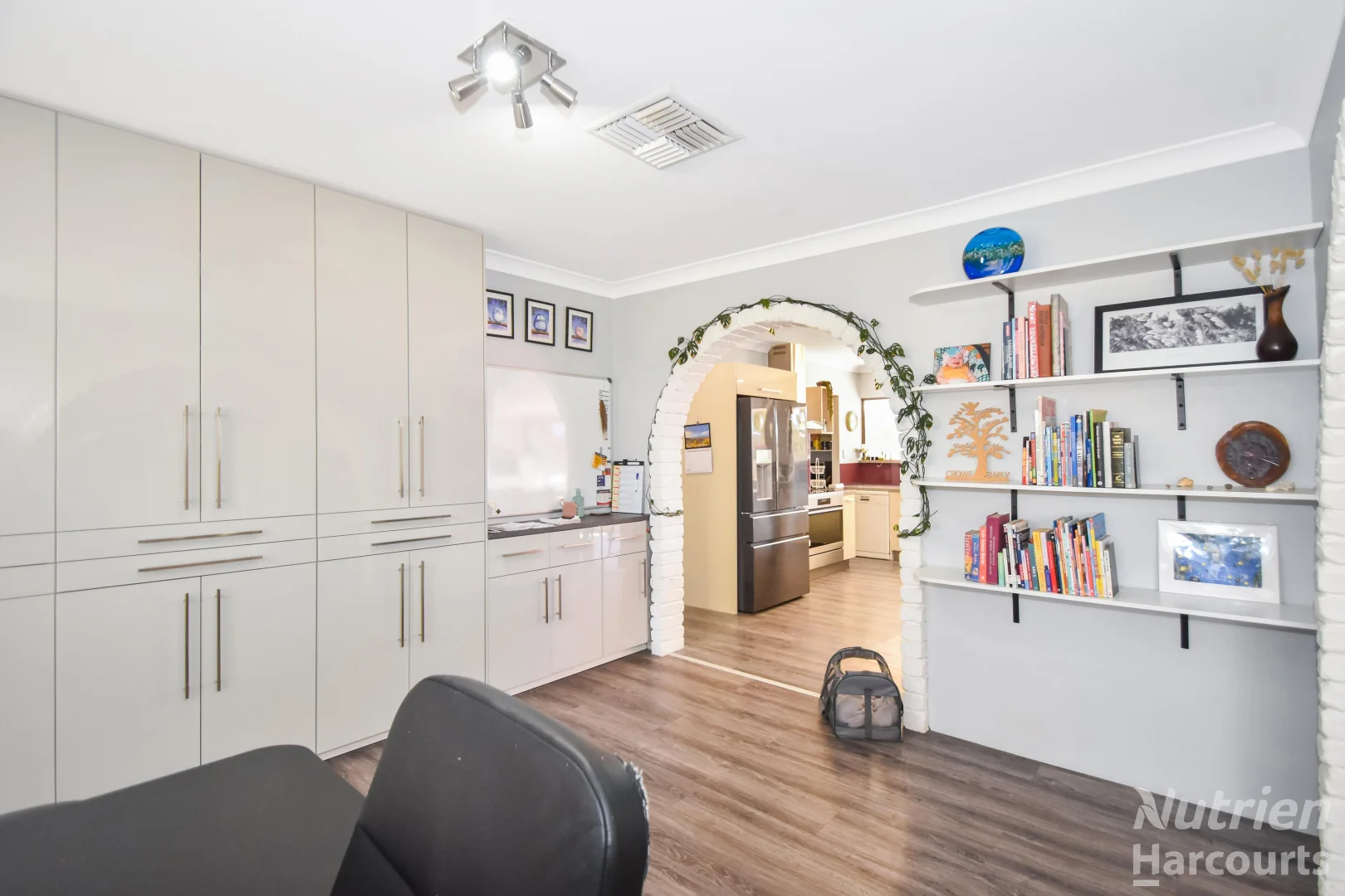 Additional image 8 of 21 Parakeelya Road, Connellan NT 0873