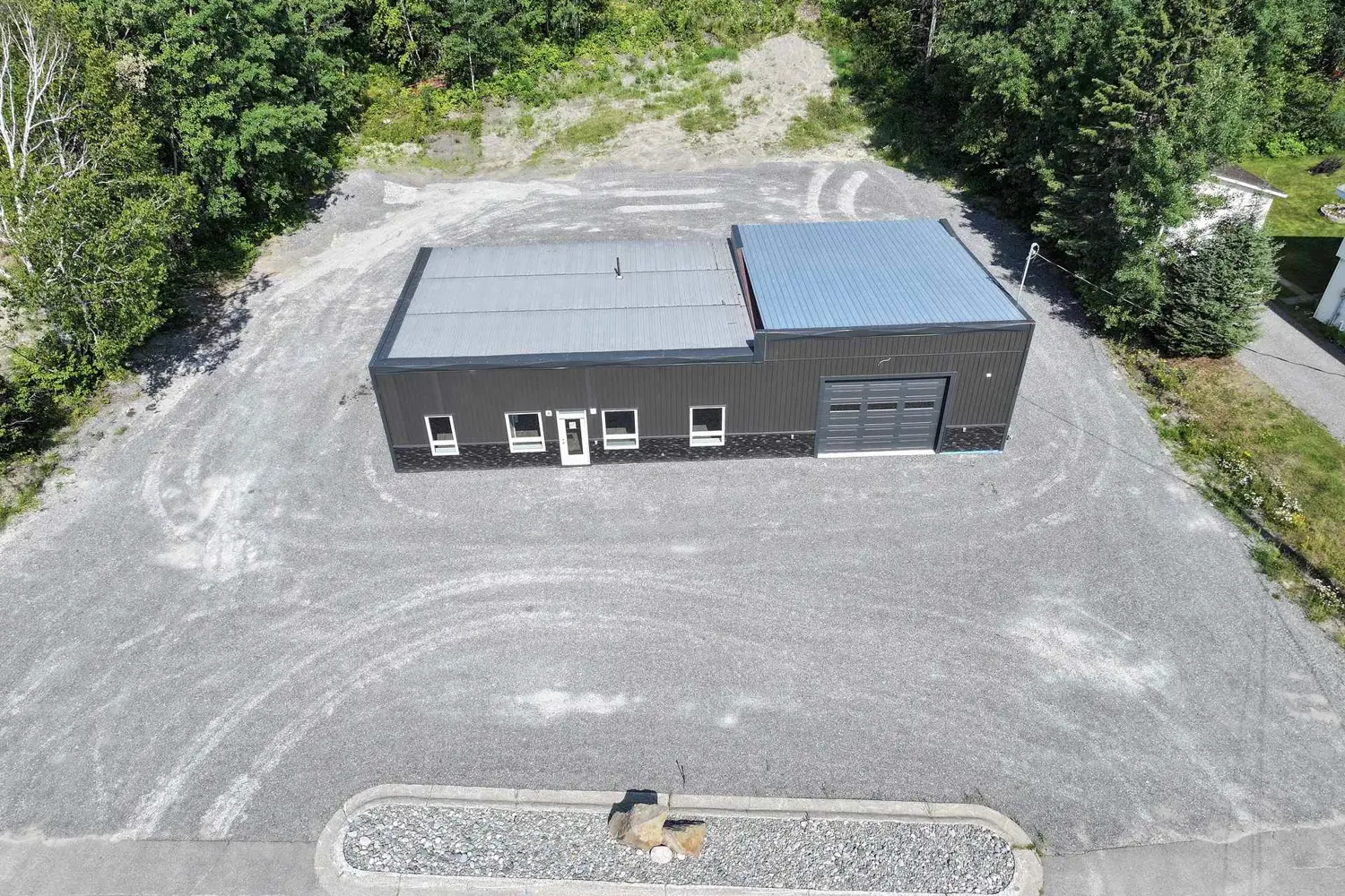 Additional image 15 of 728 Government Road