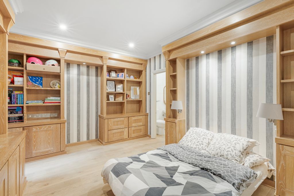 Additional image 8 of 3 bed flat to rentHolland Park, London W11