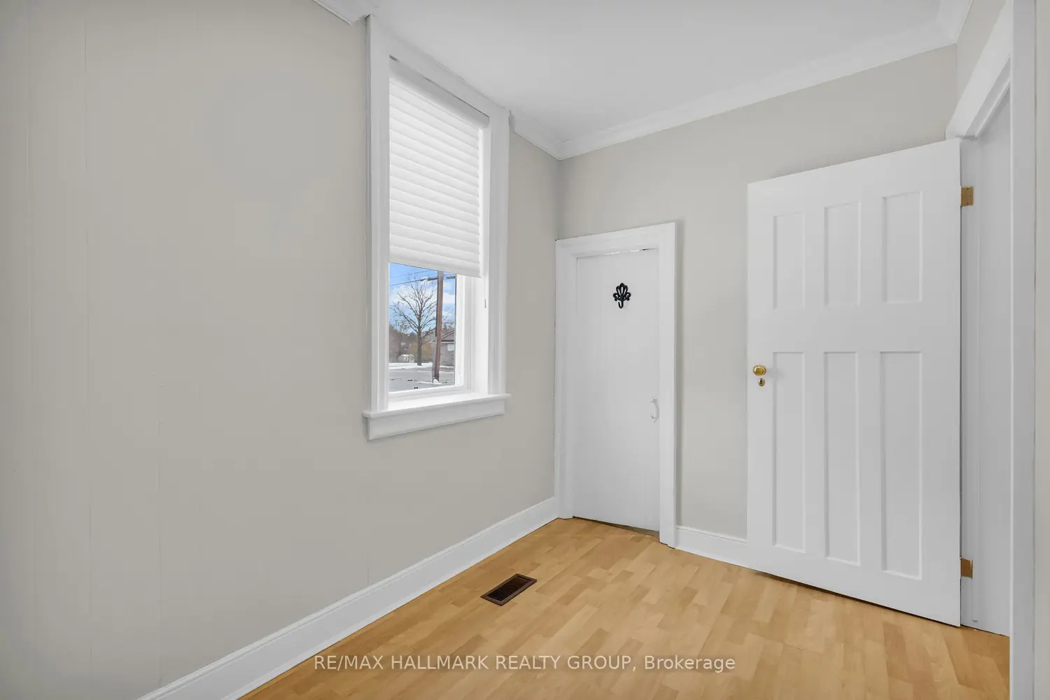 Additional image 9 of 10 Wellington Street