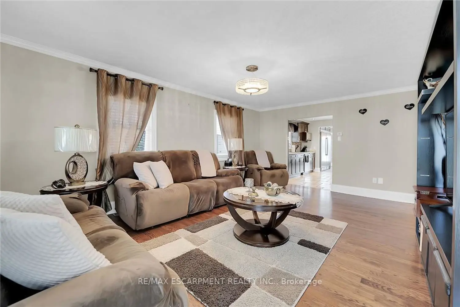 Additional image 5 of 1866 Thompson Road