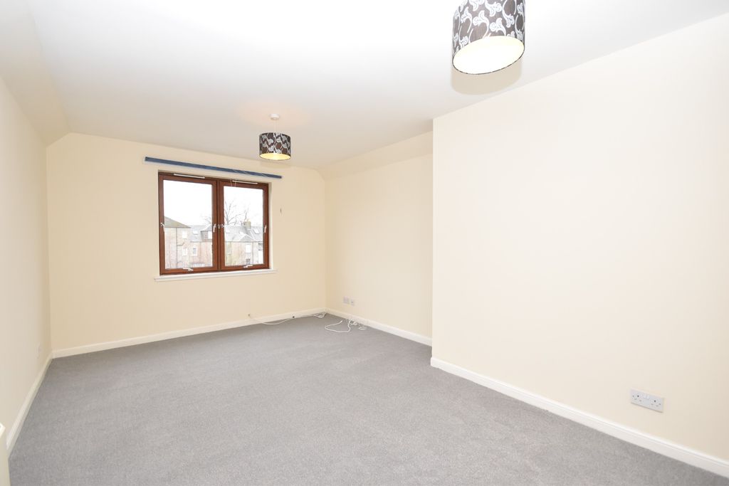 Additional image 2 of 2 bed flat to rentKings Court, Perth, Perthshire PH2