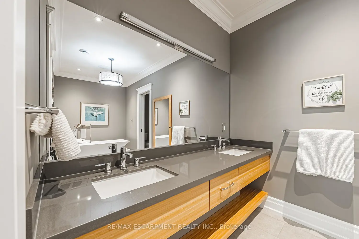 Additional image 2 of 597 Old York Road