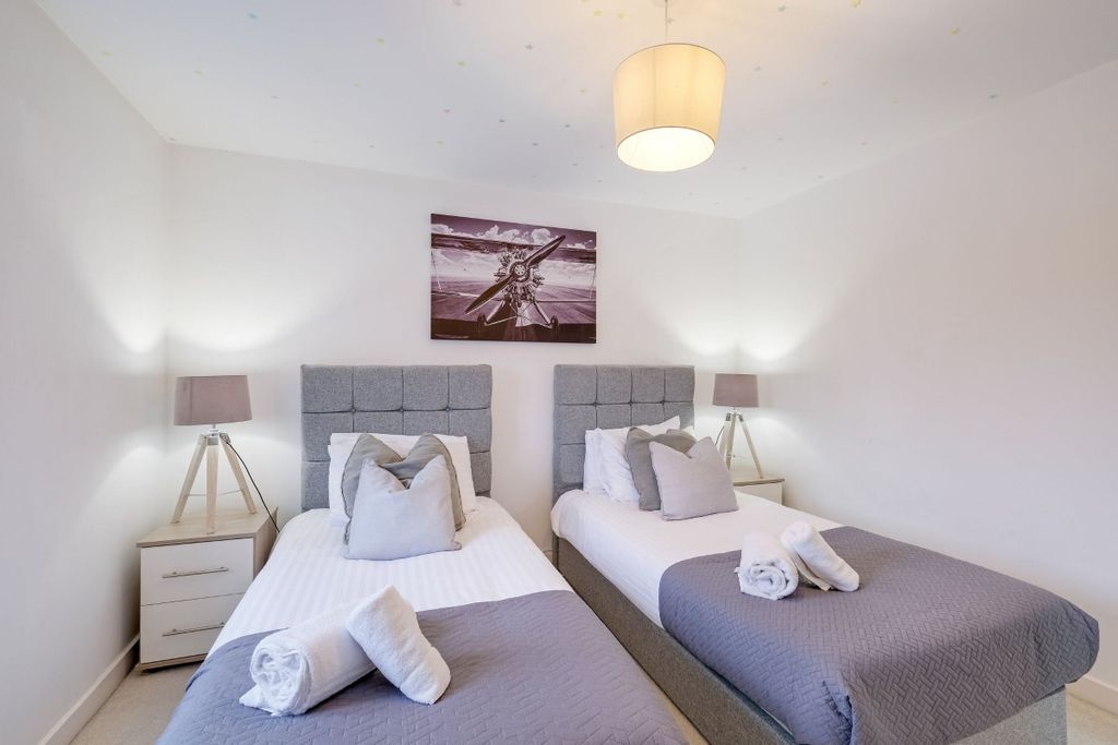 Additional image 25 of 6 bed semi-detached house to rentRedcar Road, Bicester OX26
