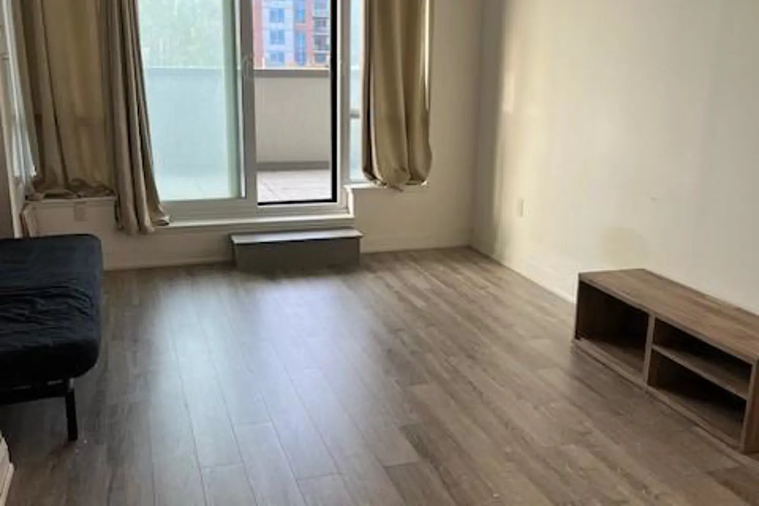 Additional image 6 of 2800 Keele Street 409