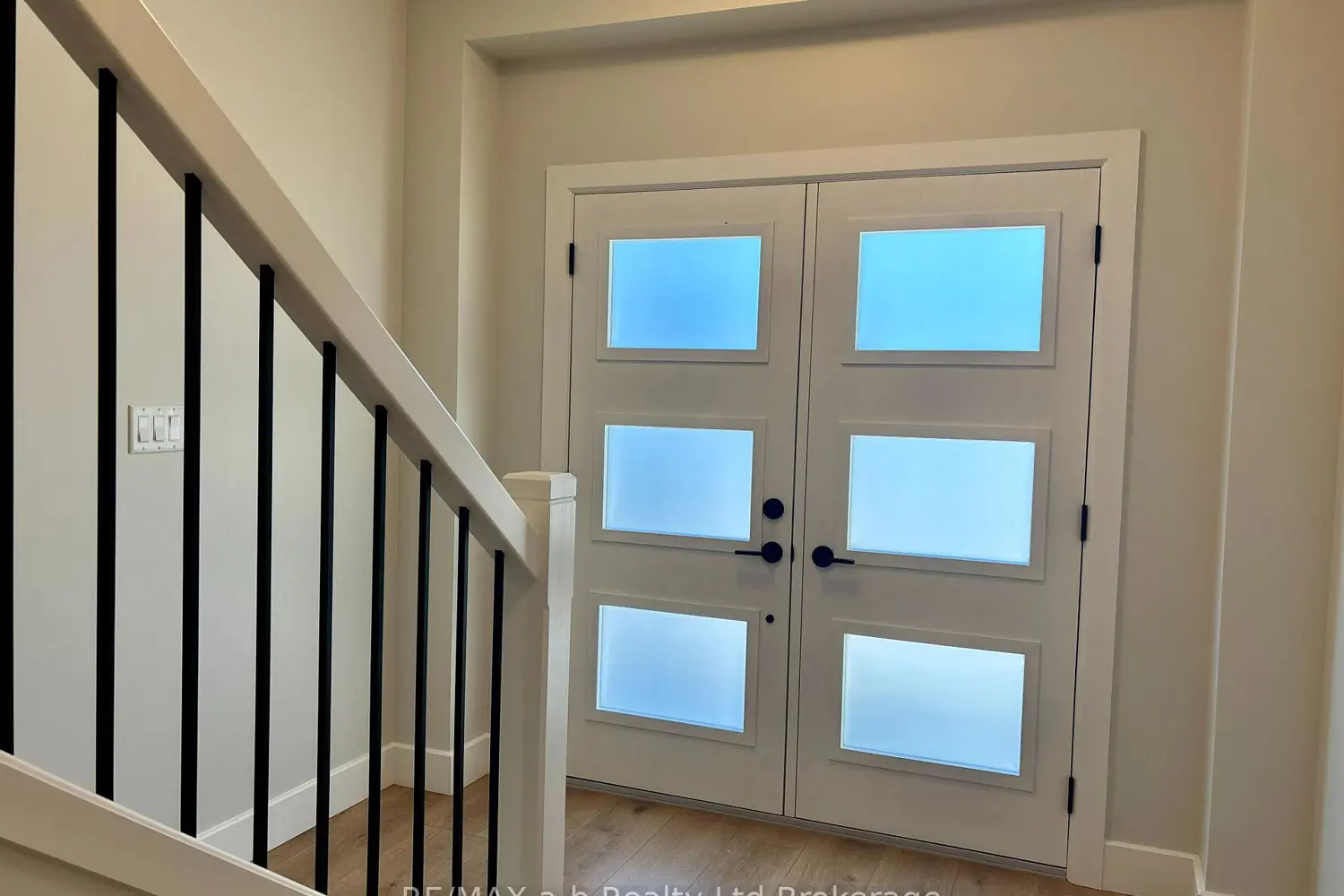 Additional image 7 of 41 Cash Crescent