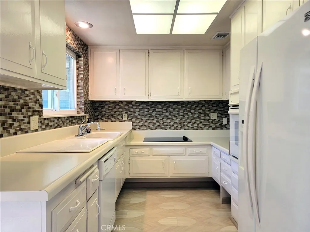 Additional image 33 of 179 Avenida Majorca Unit C, Laguna Woods, CA 92637