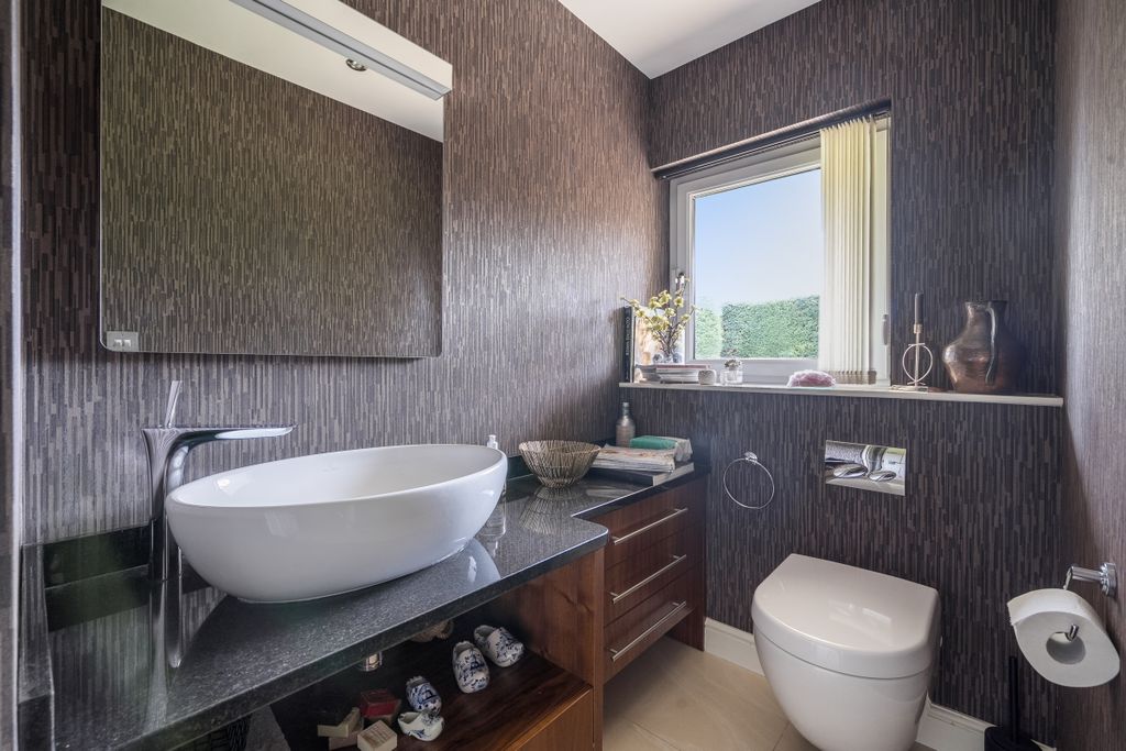 Additional image 12 of 5 bed detached house to rentMoreton Paddox, Warwick CV35