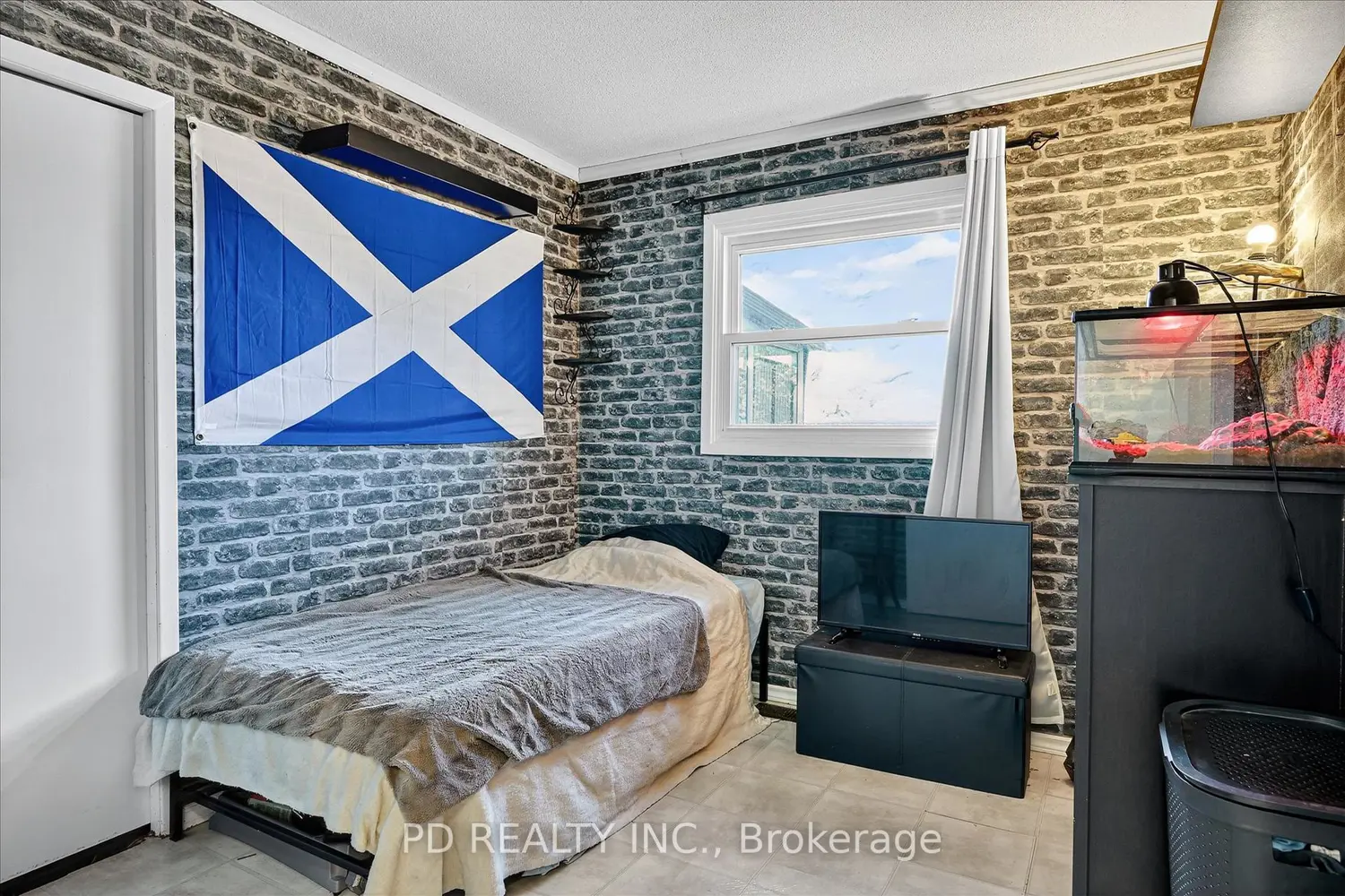 Additional image 11 of 54 Carlton Crescent