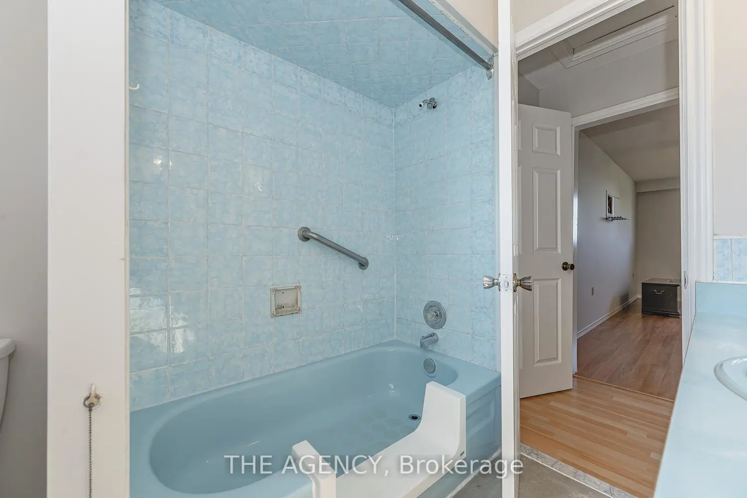 Additional image 8 of 631 Four Mile Creek Road