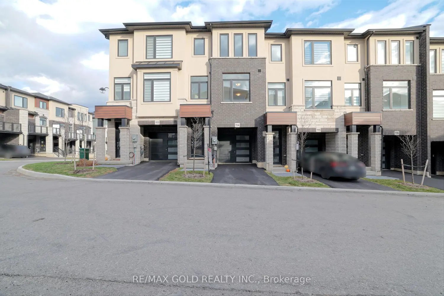 155 Equestrian Way 114