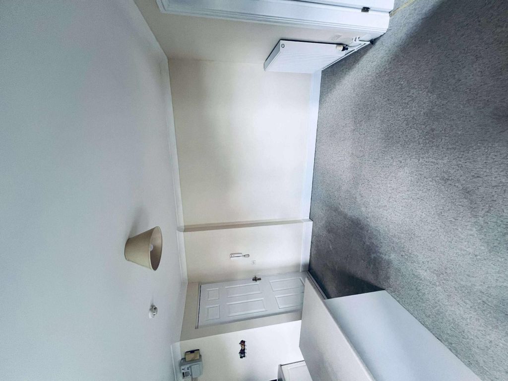 Additional image 3 of 1 bed flat to rentFlat 3, 4 Eleanor Street, Grimsby DN32