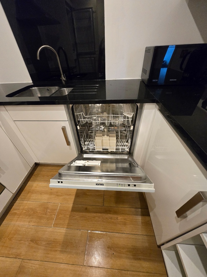 Additional image 21 of 2 Bed Flat, Stobcross Street, G3, N1 7GU