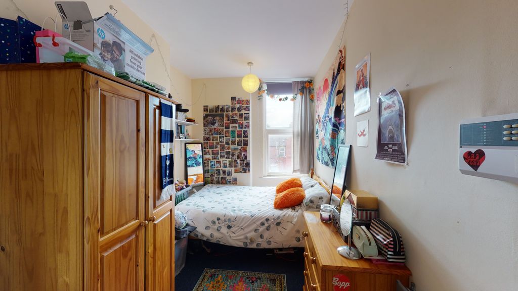 7 bed shared accommodation to rentBurford Road, Forest Fields, Nottingham NG7 photo 3