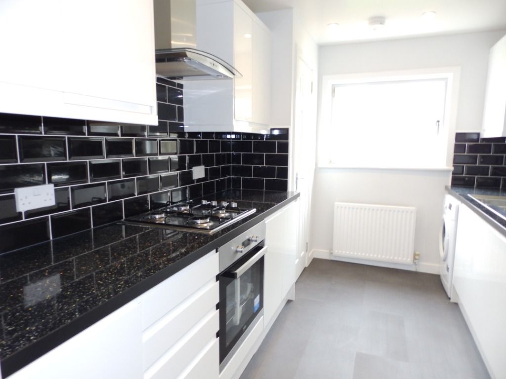Additional image 4 of 2 bed flat to rentSpeirs Place, Linwood, Renfrewshire PA3