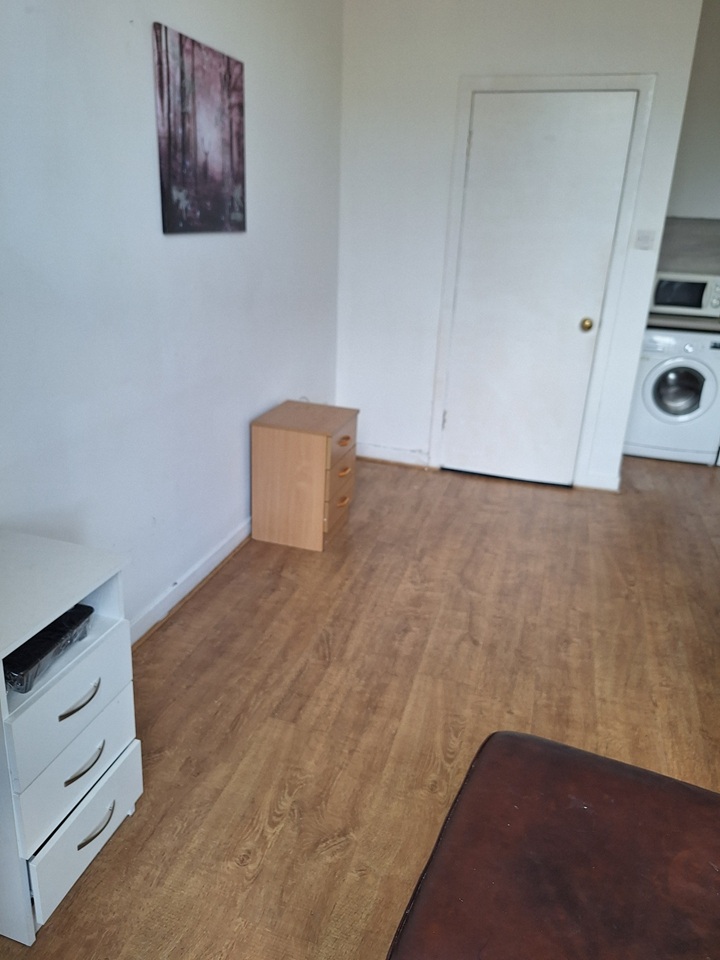 Additional image 2 of 2 Bed Flat, Dorset Street, G3, N1 7GU