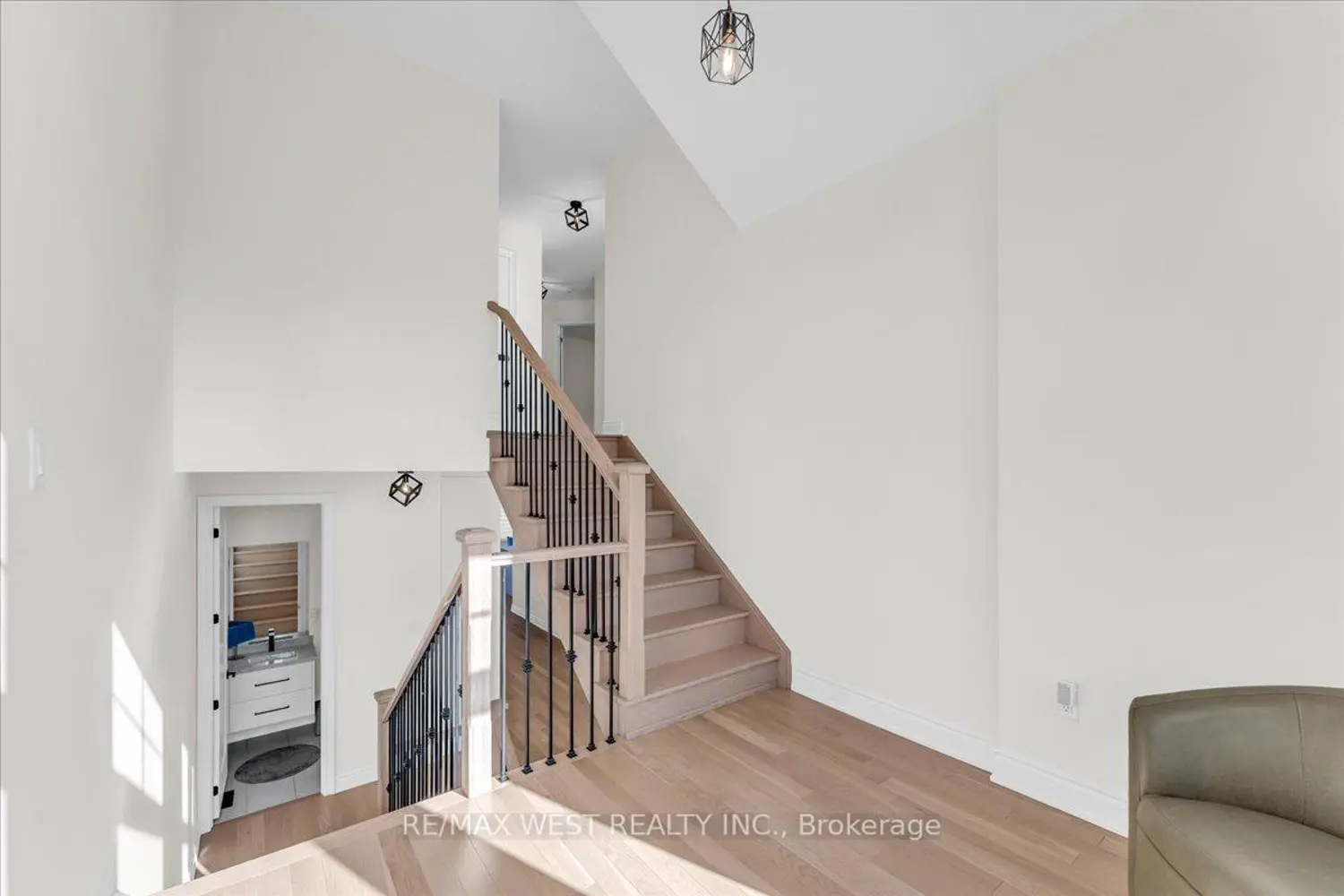 Additional image 13 of 16 Janes Crescent