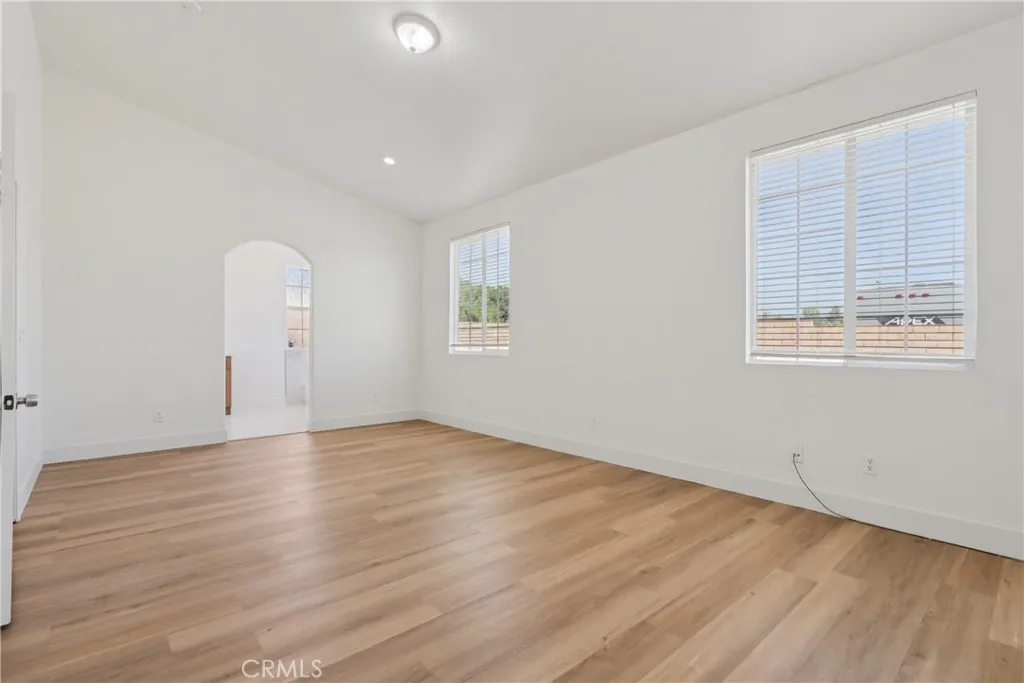 Additional image 11 of 548 Bloomington Avenue, Rialto, CA 92376