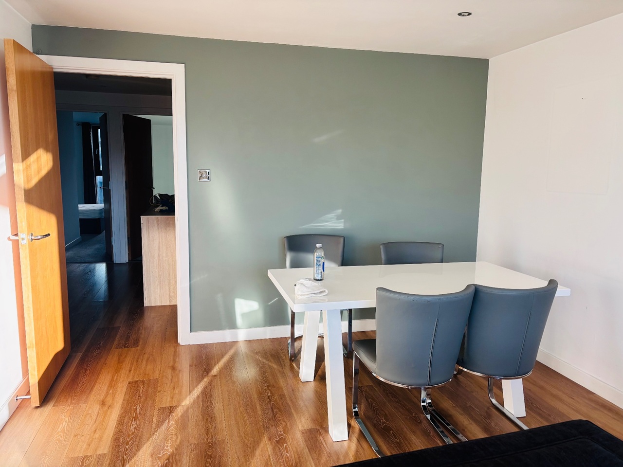 Additional image 2 of 2 Bed Flat, Stobcross Street, G3, N1 7GU