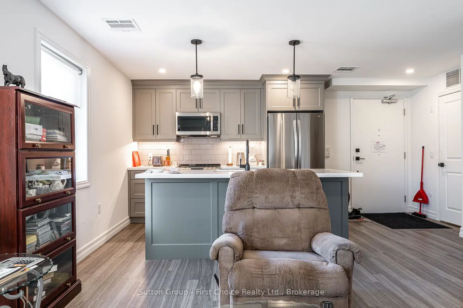 Additional image 12 of 100 Gordon Street 201