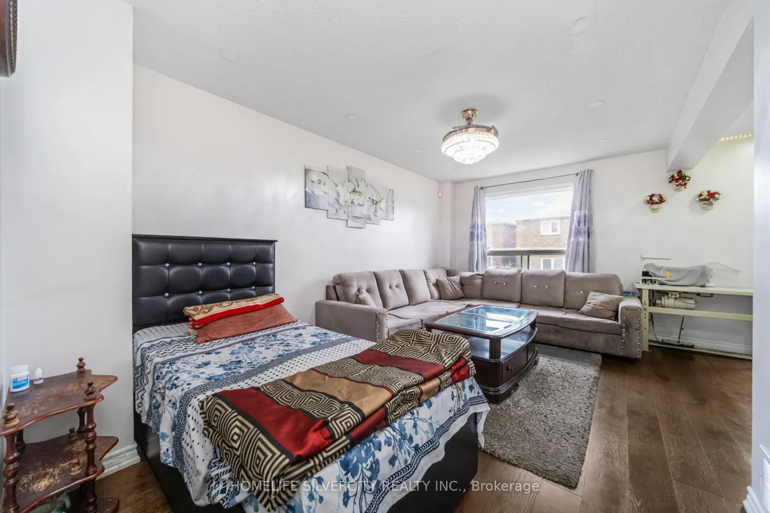 Additional image 6 of 24 Jay Street