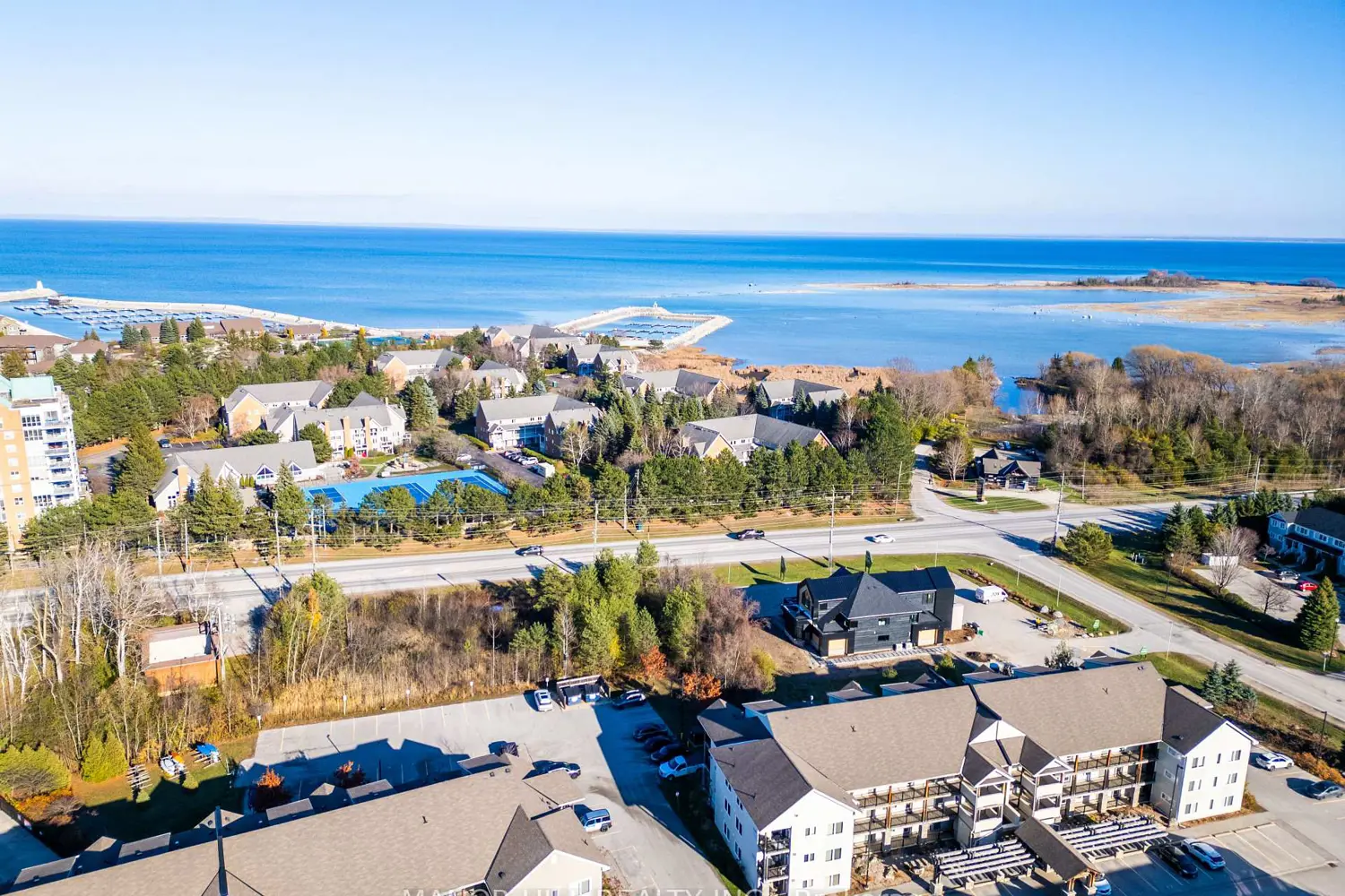 Additional image 4 of 3 Brandy Lane Drive 205