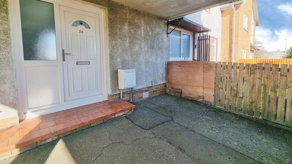 Additional image 16 of 3 bed terraced house to rentCromarty Court, Glenrothes KY6