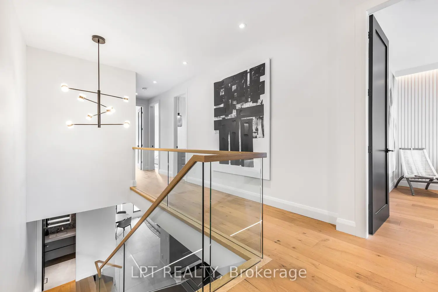 Additional image 8 of 322 Perrier Avenue