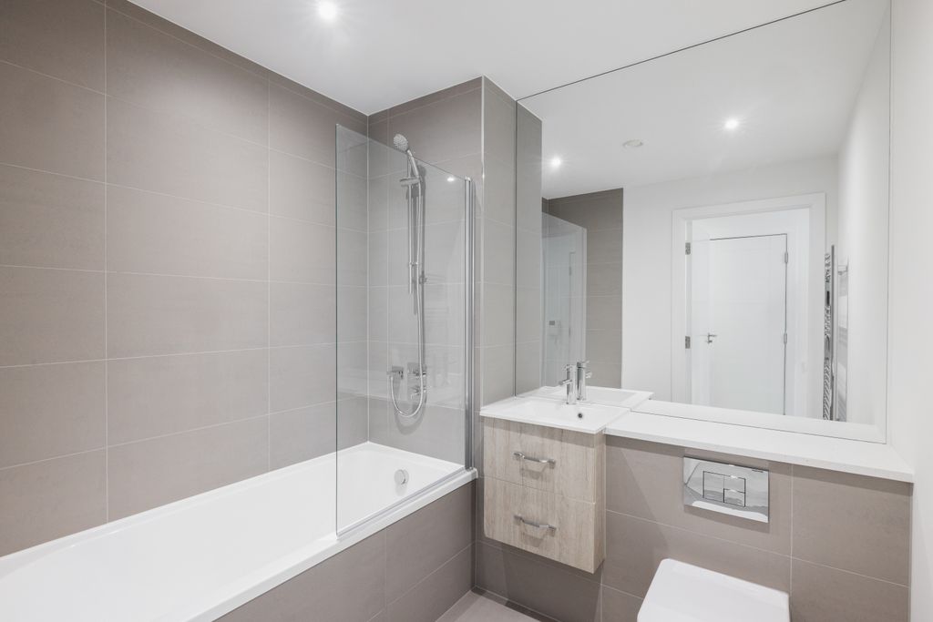 Additional image 19 of 2 bed flat to rentRue De Funchal, St. Helier, Jersey JE2