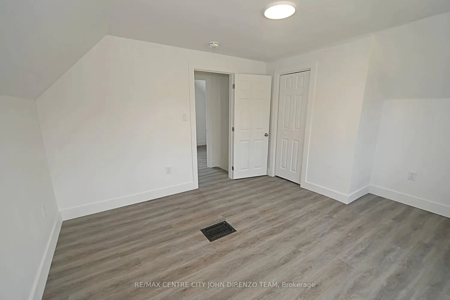 Additional image 14 of 52 Woodworth Avenue