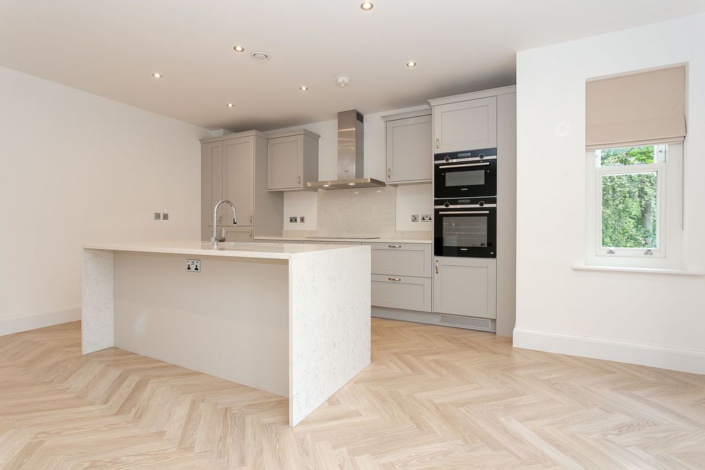 Additional image 4 of 2 bed flat to rentThe Oval, Harrogate HG2