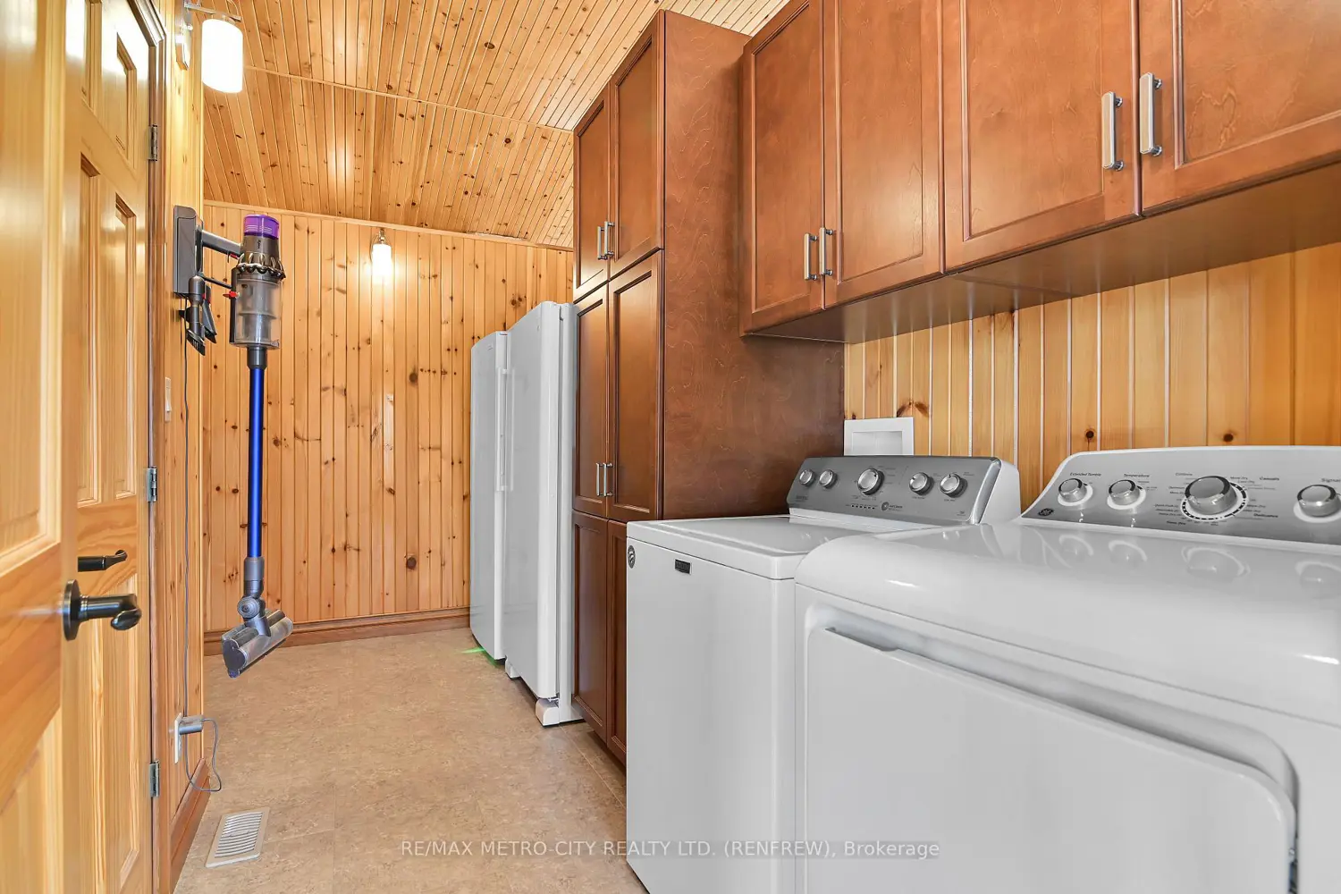 Additional image 11 of 3280 Burnstown Road