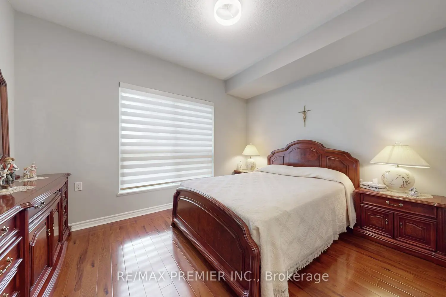 Additional image 5 of 810 Scollard Court 204