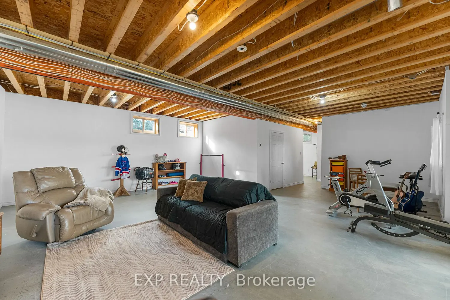 Additional image 13 of 79 Warbler Way