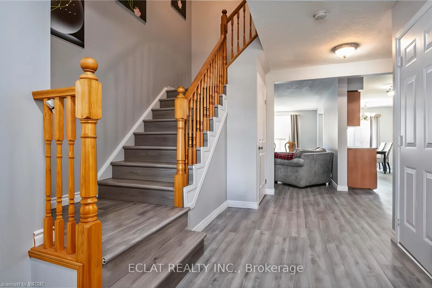 776 Paris Boulevard photo 3