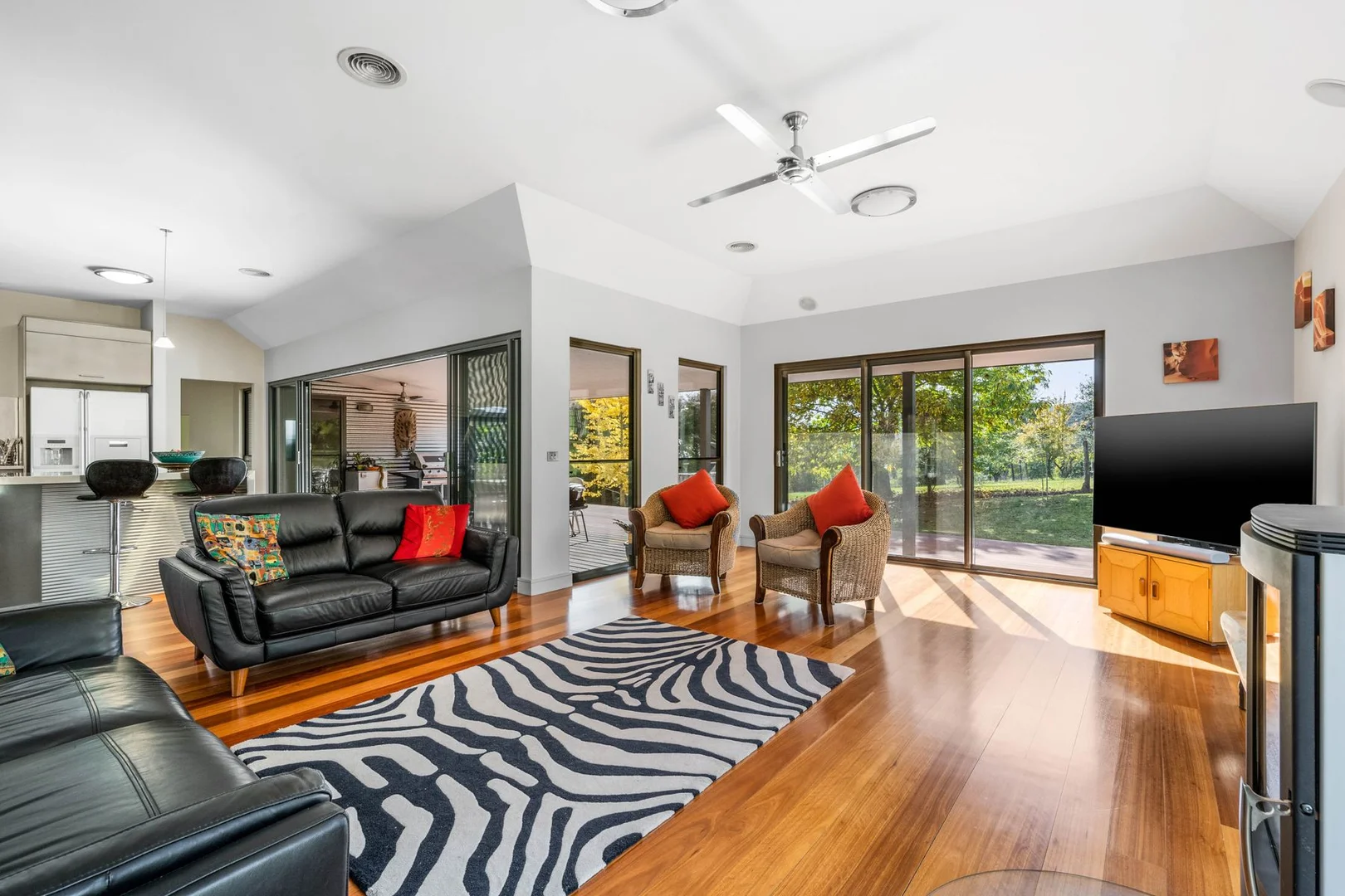 Additional image 5 of 3 Bells Gully Road, Wandiligong VIC 3744