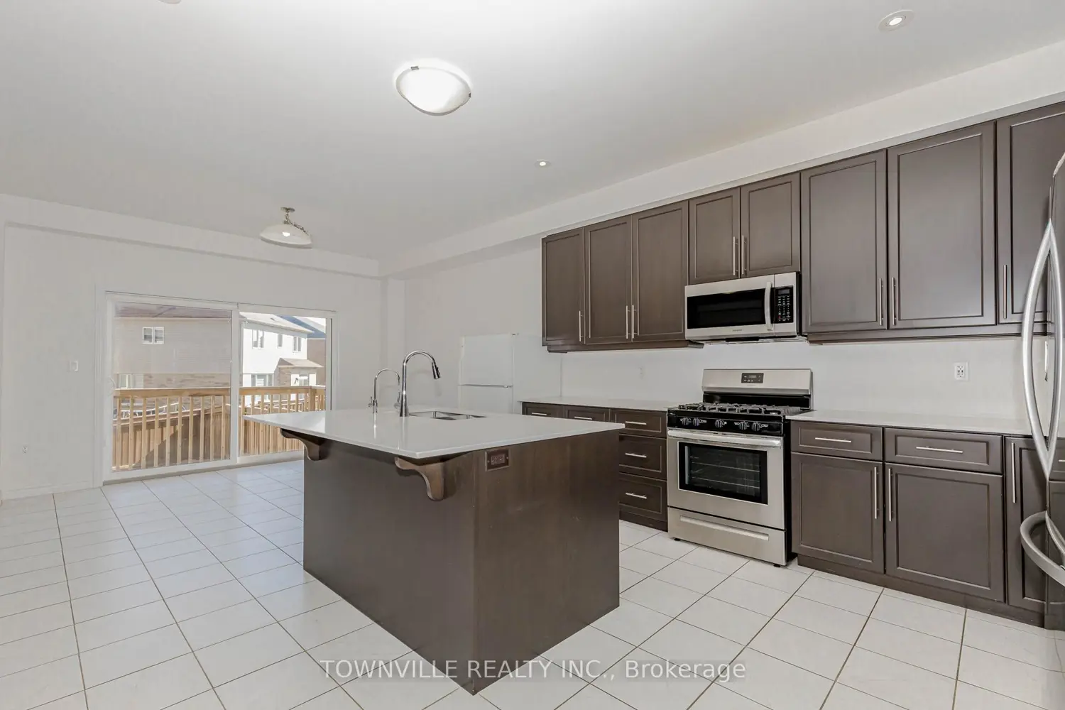 Additional image 5 of 460 Blackburn Drive