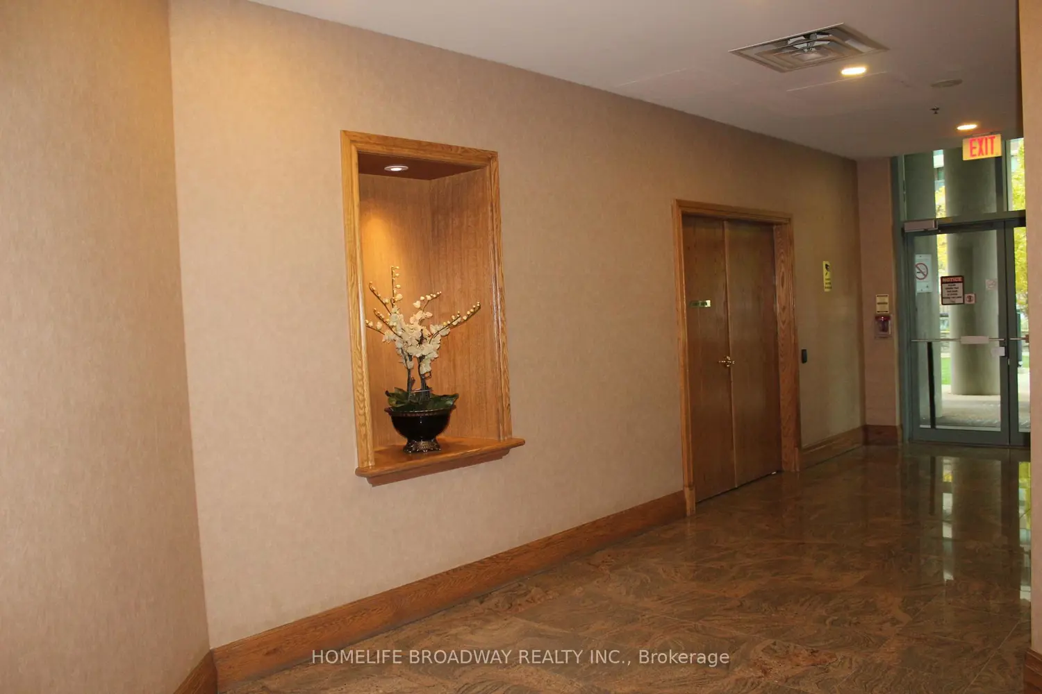 Additional image 13 of 5500 Yonge Street 411