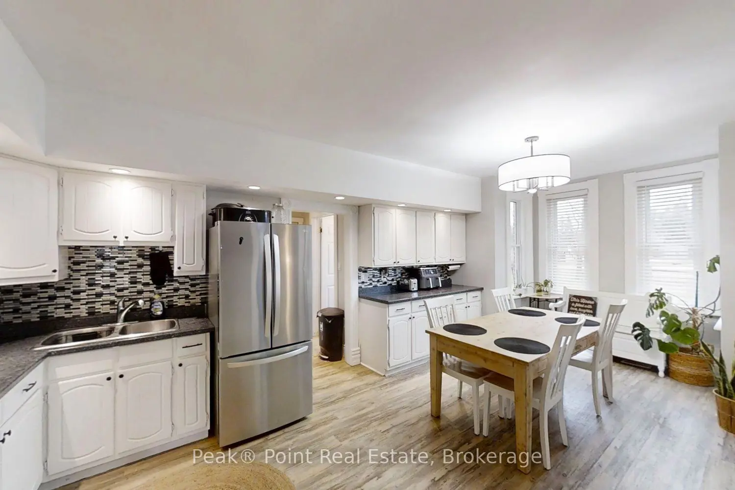 Additional image 7 of 24 Queen Street