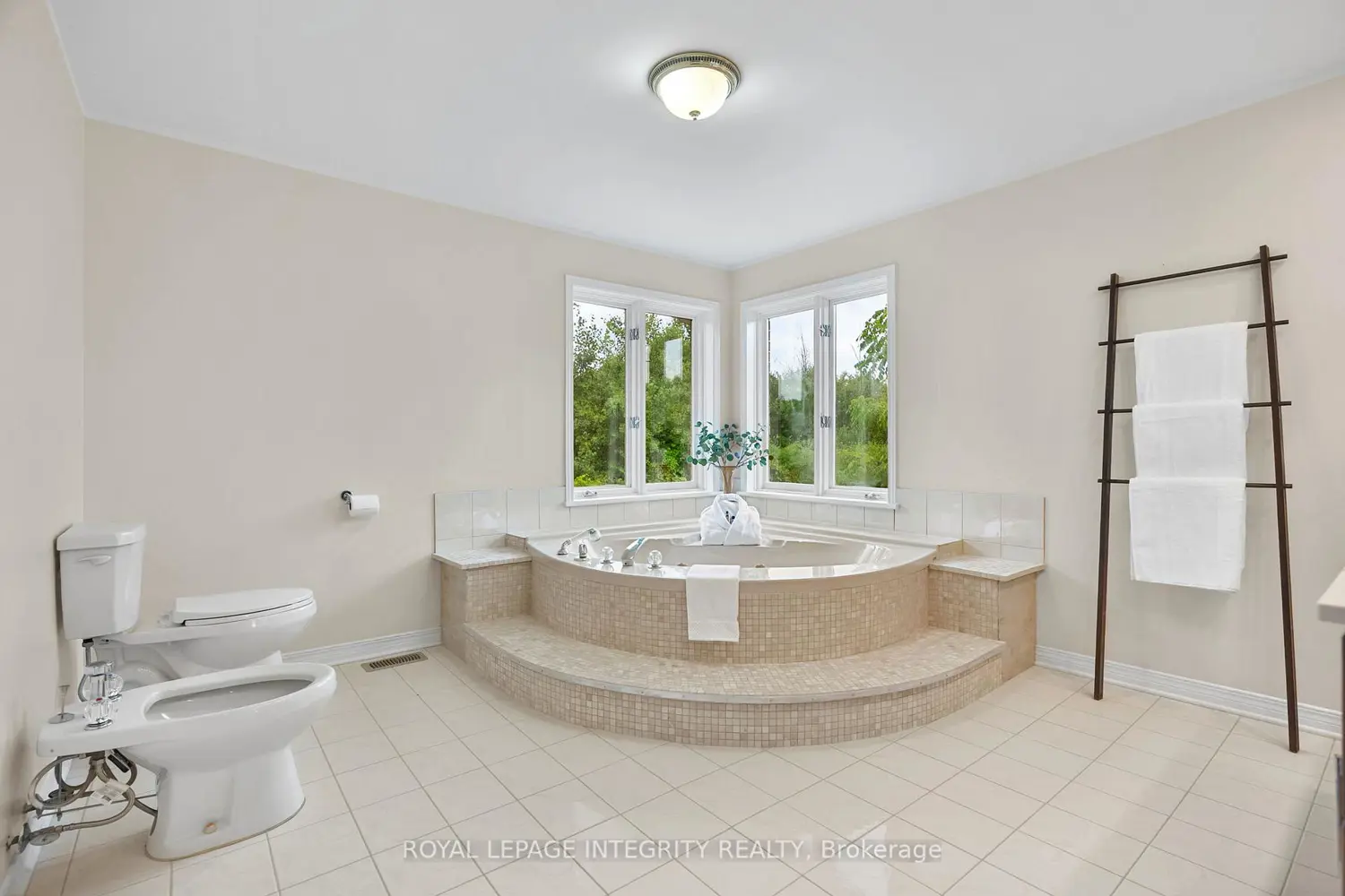 Additional image 11 of 22 Marchbrook Circle