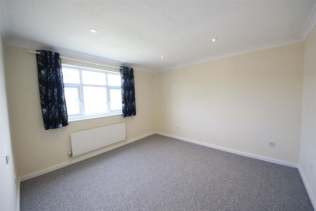 Additional image 11 of 4 bed detached house to rentDunsberry, Bretton, Peterborough PE3